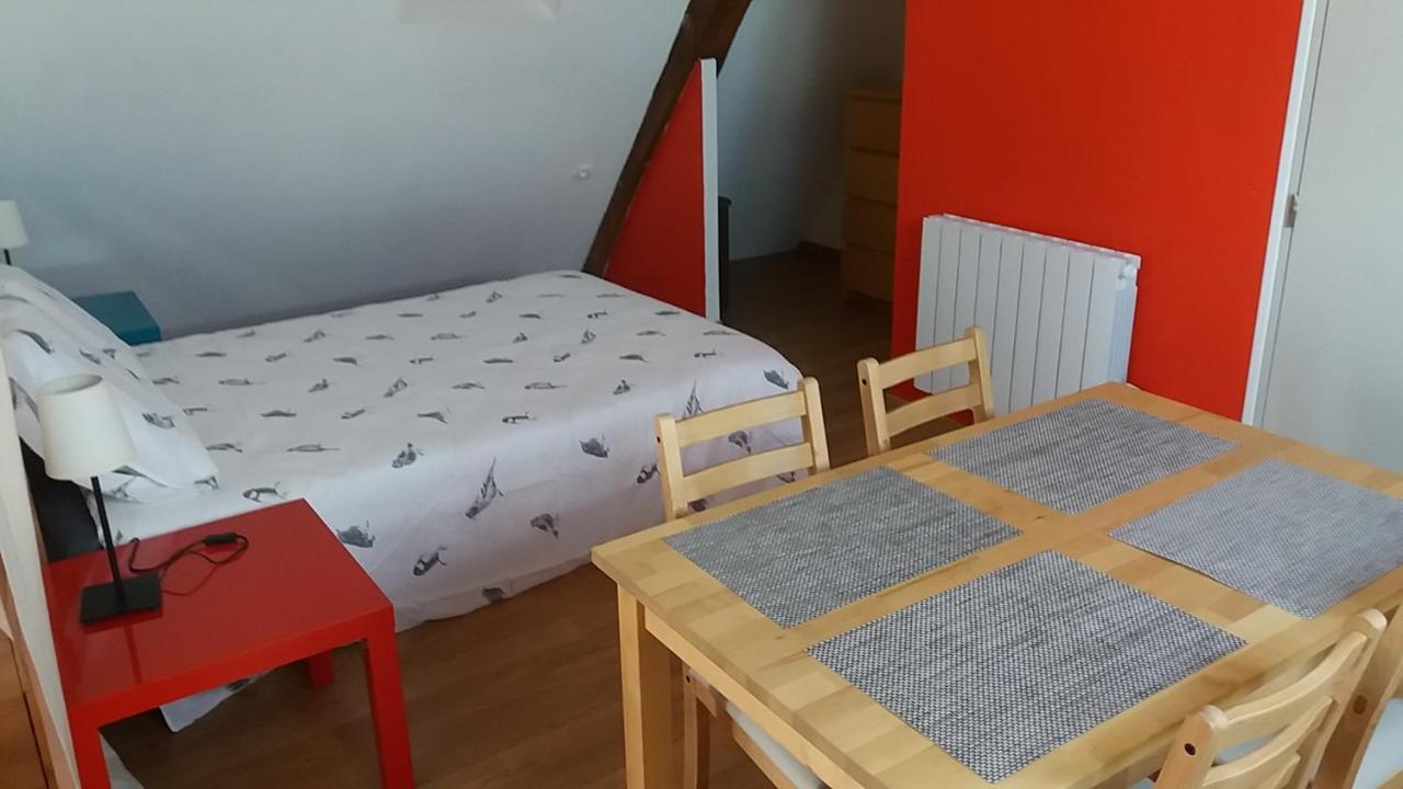 Le Charme Du Chateau Daire Les Andelys Dış mekan fotoğraf
